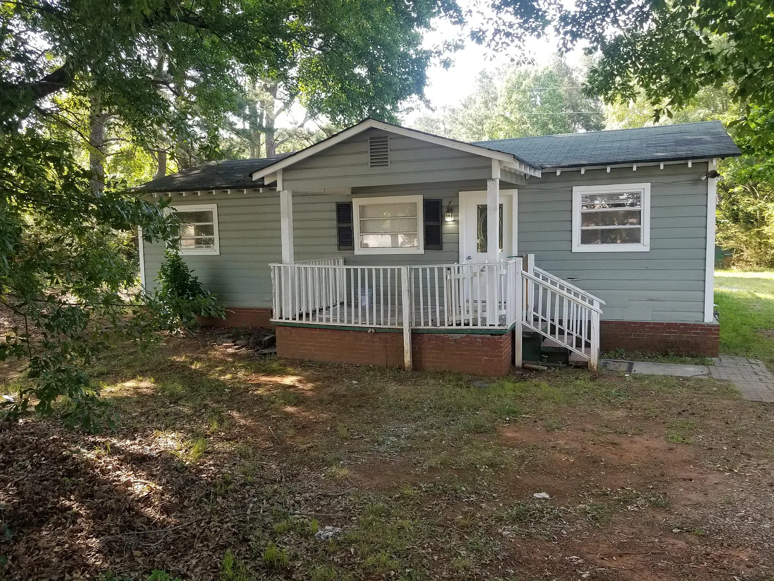 4 bed, 1300 sqft, $1,790 — Photo 4