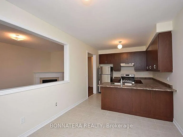 462 Terrace Way — Photo 7