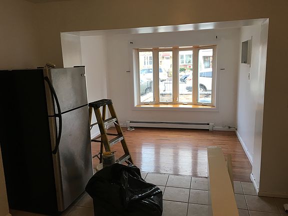 4th image of 2515 23rd Ave