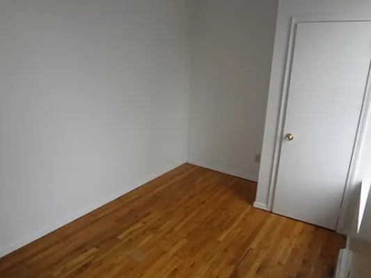 Rented by 5 Boro Realty Corp | media 21