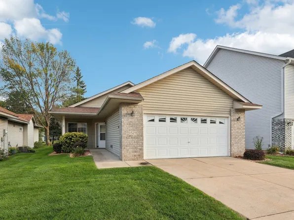 1529 Wyldwood Ln NE, Spring Lake Park, MN 55432