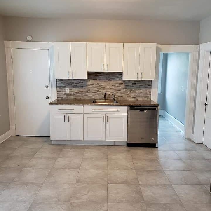 Kitchen / Whirlpool Appliances