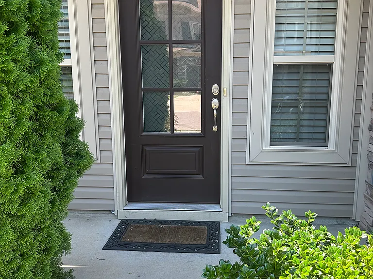 2017 Abbingdon Way — Photo 2