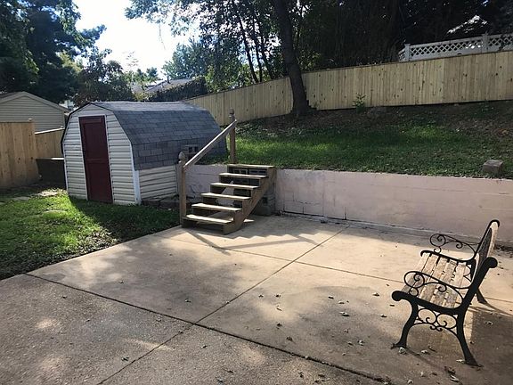 2nd image of 1323 Farrara Dr