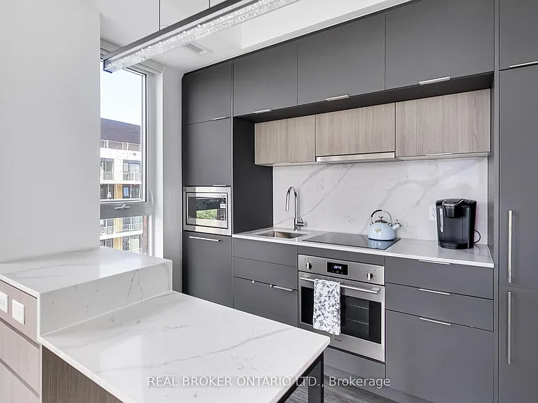 185 Alberta Ave #1207 — Photo 5