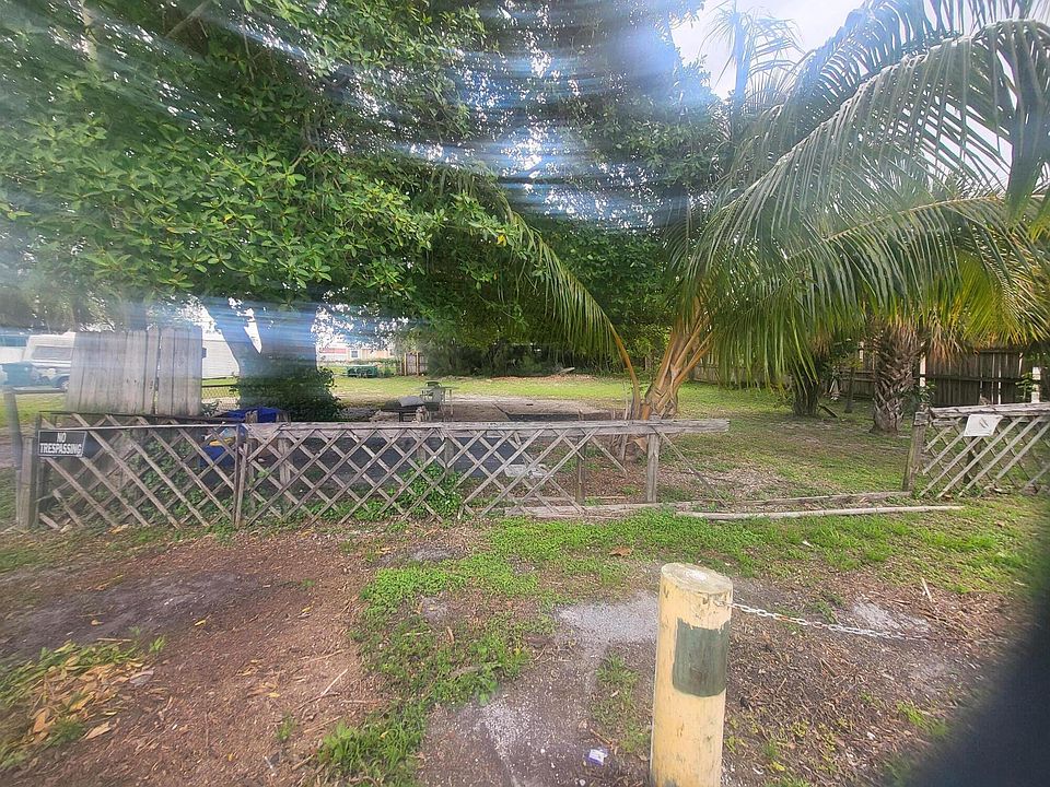 1st image of 7956 Loomis Street