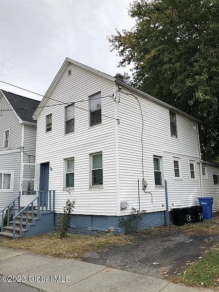 2nd image of 78 Grant Avenue
