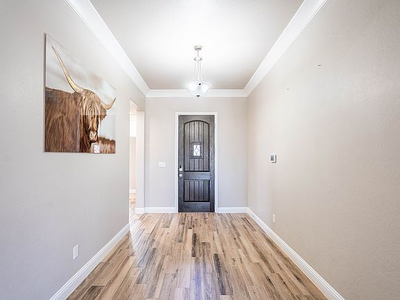 3rd image of 6110 Ridge View St