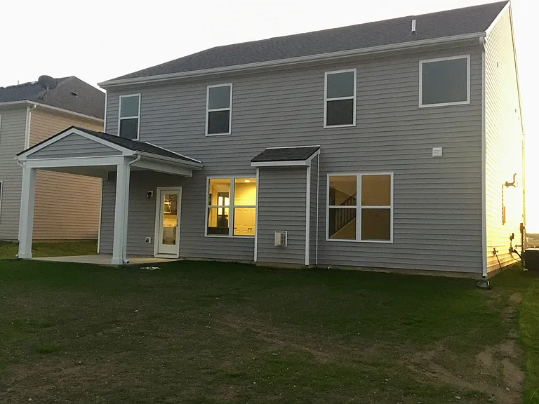 2272 Creekland Dr — Photo 2