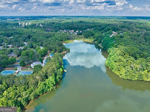 3rd image of 2276 & 2286 Lake Ridge Ter
