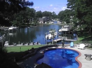 2417 Broad Bay Rd, Virginia Beach, VA 23451