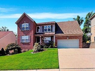 6829 Ruwes Oak Dr, Cincinnati, OH 45248