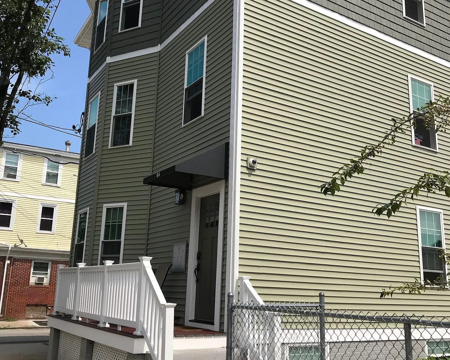64 Courtland Street — Photo 2