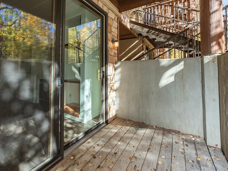 1600 Pinebrook Blvd #G1 — Photo 11