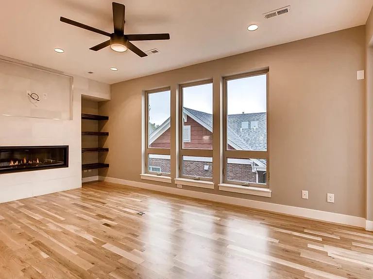5620 S Sycamore St — Photo 13