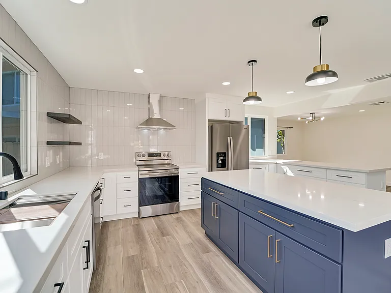 1502 Coolidge St — Photo 17