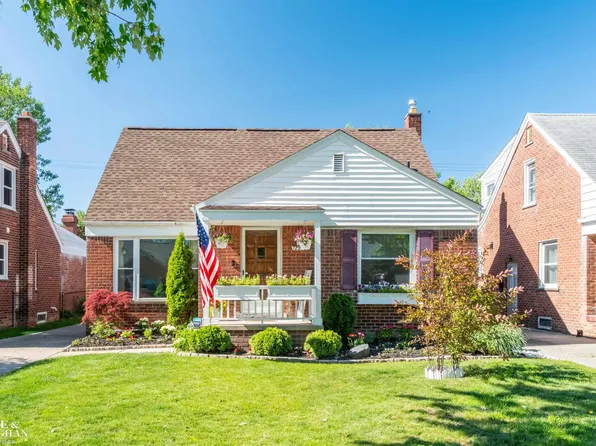 1229 Brys Dr, Grosse Pointe Woods, MI 48236