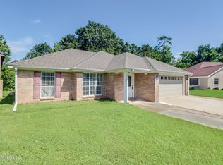 6909 Rue Mornay N, Biloxi, MS 39532