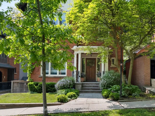 104 Park Rd, Toronto, ON M4W 2N7