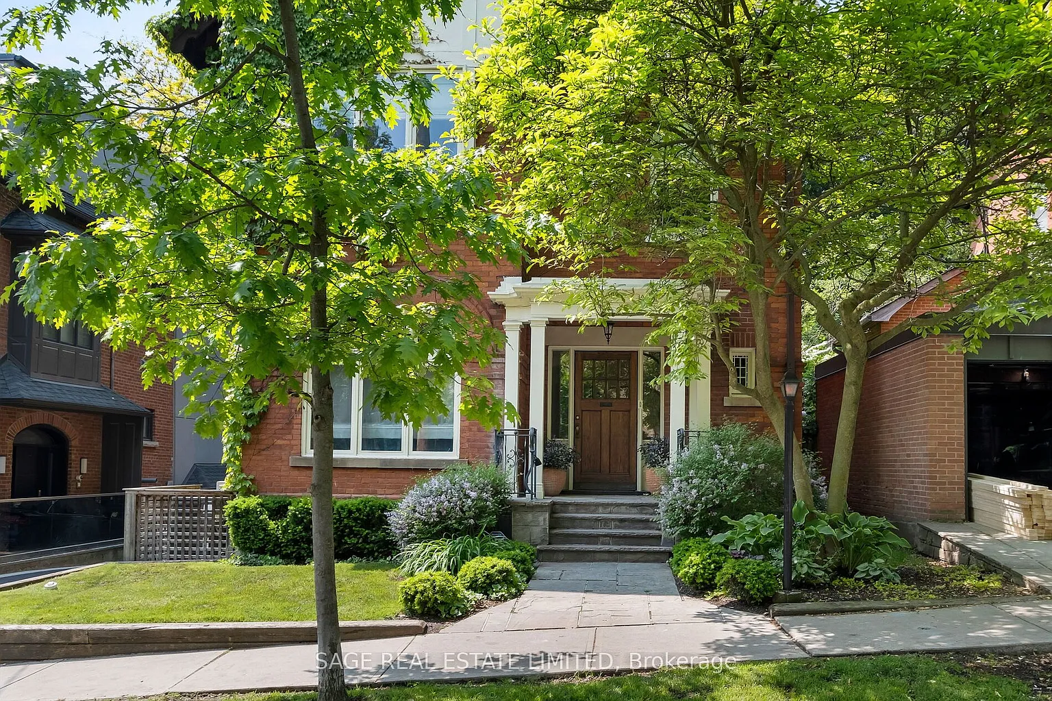 104 Park Rd photo 1