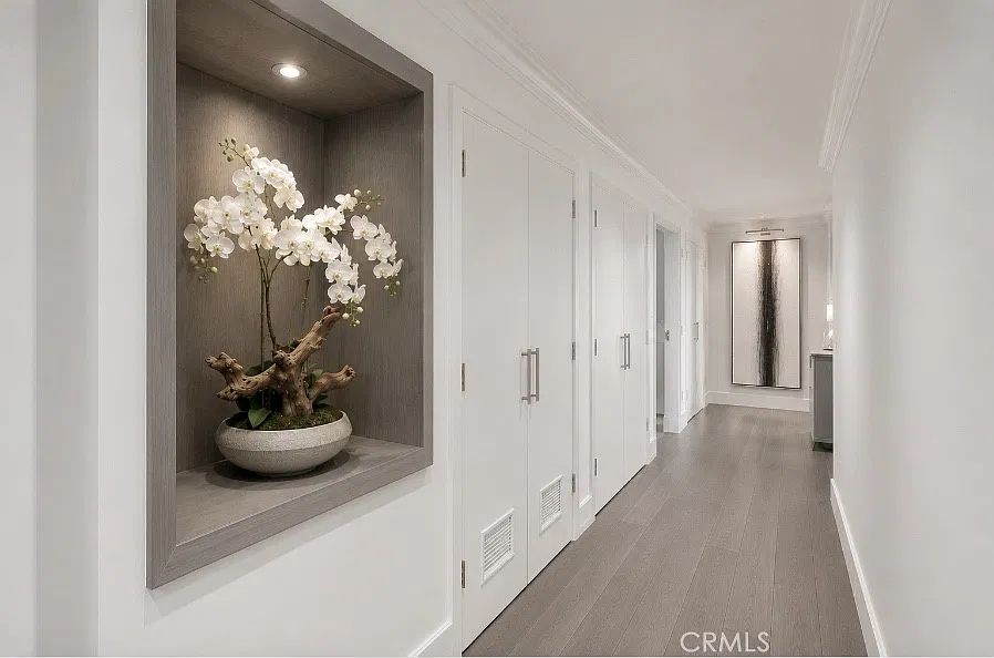 2 bed, 2.5 bath, 2063 sqft, $7,399 — Photo 2