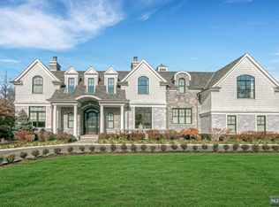 213 Buckingham Rd, Tenafly, NJ 07670