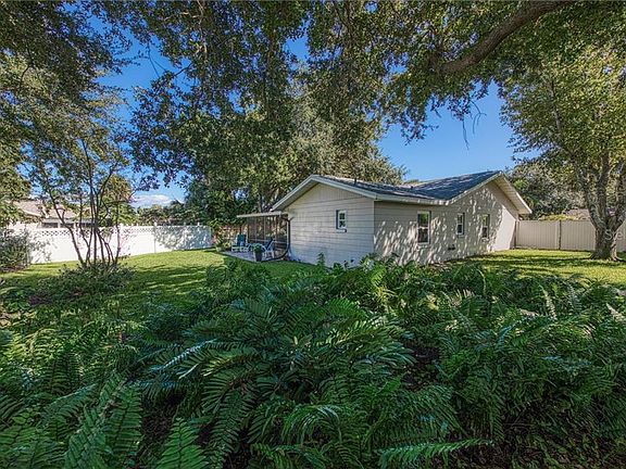 4th image of 1206 Isthmus Dr