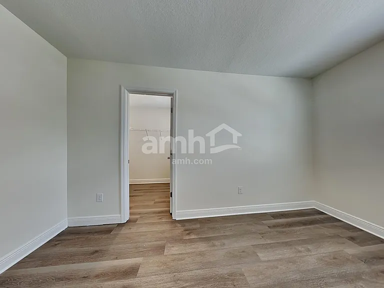 27189 Saint Andrews Ave — Photo 20