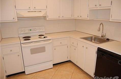 4th image of 1200 NE Miami Gardens Dr APT 703W