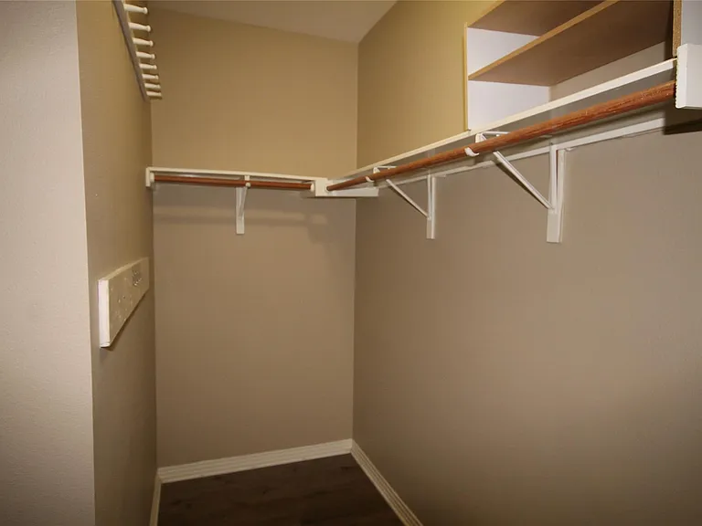 11558 Spicewood Pkwy #13 — Photo 15