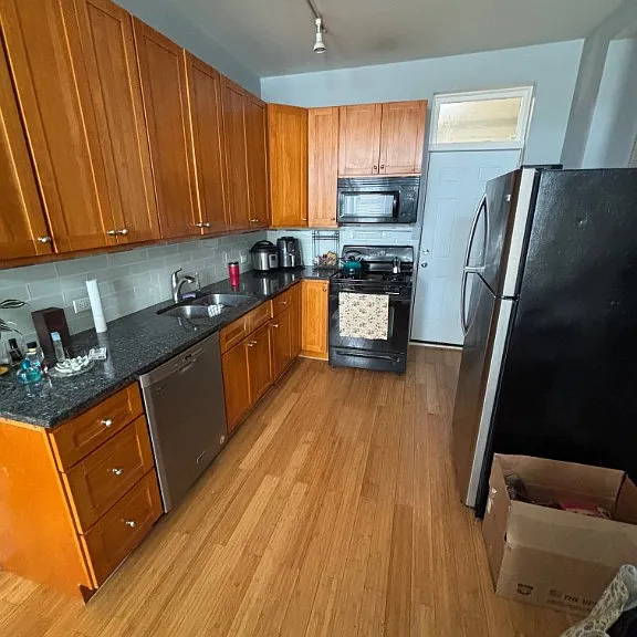 1846 W 18th St #1F — Photo 5