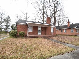 1306 Forbes St, Greenville, NC 27858