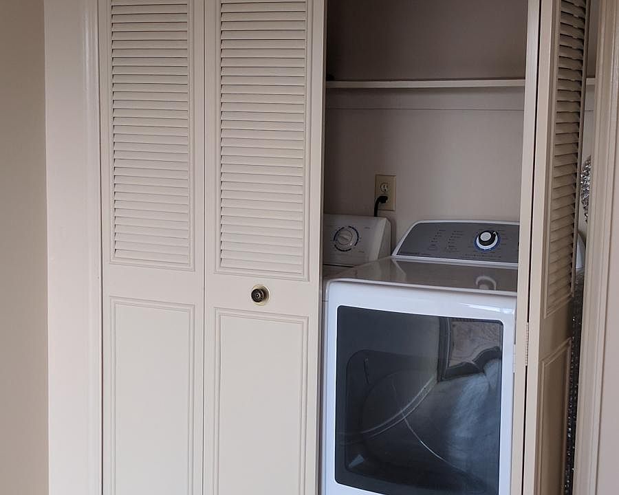 Laundry Alcove off Kitchen