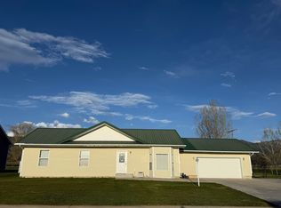 55 Merrill Way, Grace, ID 83241