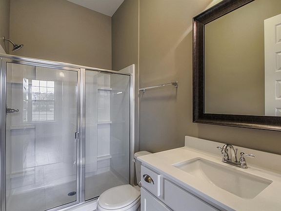 3rd image of 2079 Inland #346-lot 346