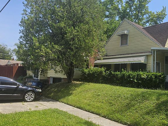 3rd image of 840 Clifton Blvd