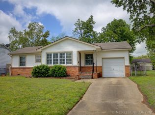 340 N 20th St, Collinsville, OK 74021