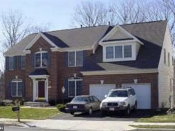 17590 Deweys Run Ln, Dumfries, VA 22026