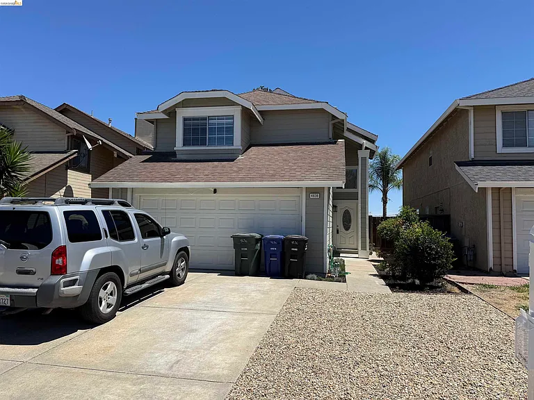 4636 Bayside Way — Photo 1