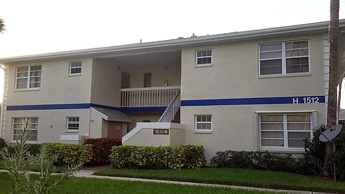 1512 SE Royal Green Cir #H204 Photo 1 1512 SE Royal Green Cir #H204 Photo 1