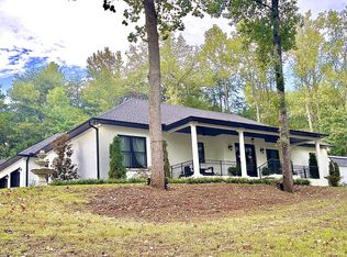 3052 Sweet Home Rd, Chapmansboro, TN 37035