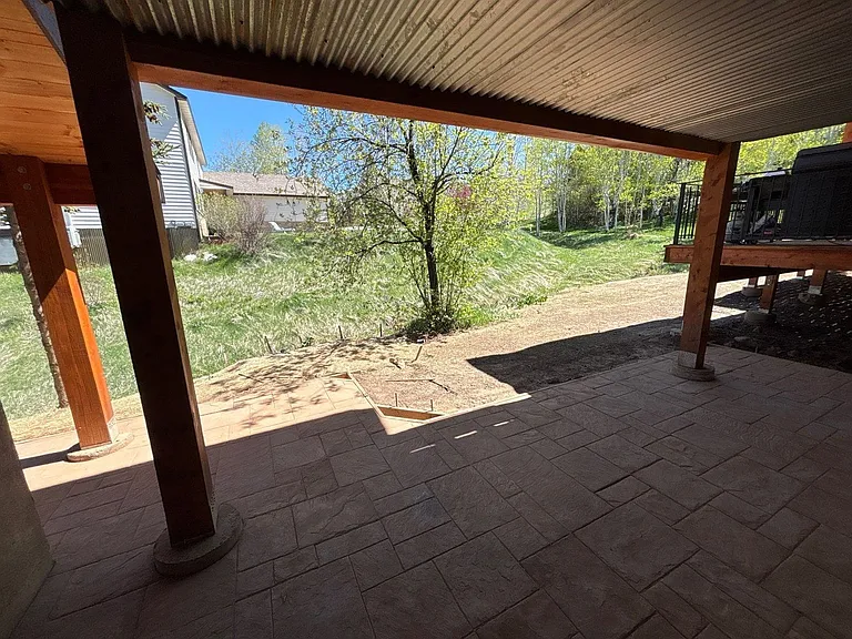 300 Blackberry Ln #2 — Photo 11