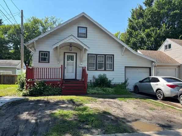 315 Dudrey Ct, Moorhead, MN 56560