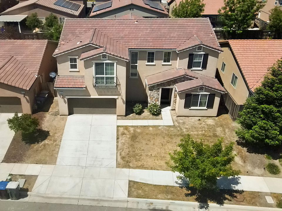2546 W Connelly Avenue, Visalia, CA 93291 Zillow