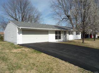 745 5th Plz, Florissant, MO