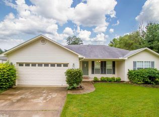 1615 Michael Dr, Benton, AR 72019