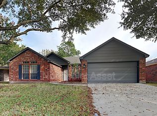 31226 N Head Dr, Spring, TX 77386