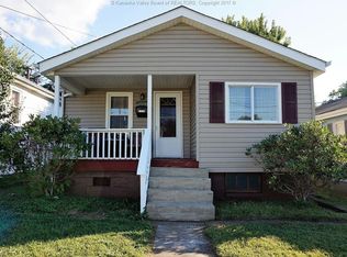 1553 Slater Ave, Saint Albans, WV 25177