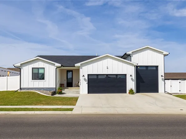 2142 Gleneagles Blvd, Billings, MT 59105