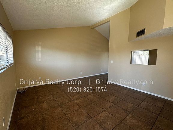 2nd image of 2020 N Madelyn Ave #2022